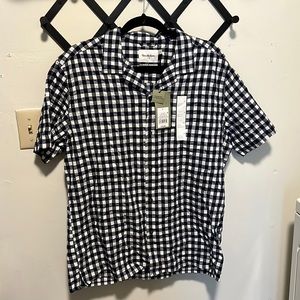 Mens Seersucker Navy Plaid Button Up Short Sleeve Shirt NWT